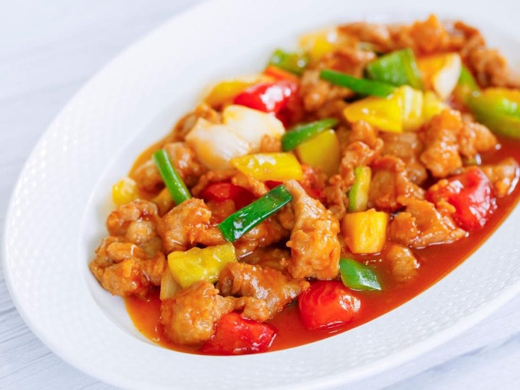 Resep Ayam Goreng Saus Asam Manis, Gurih dan Lezat!