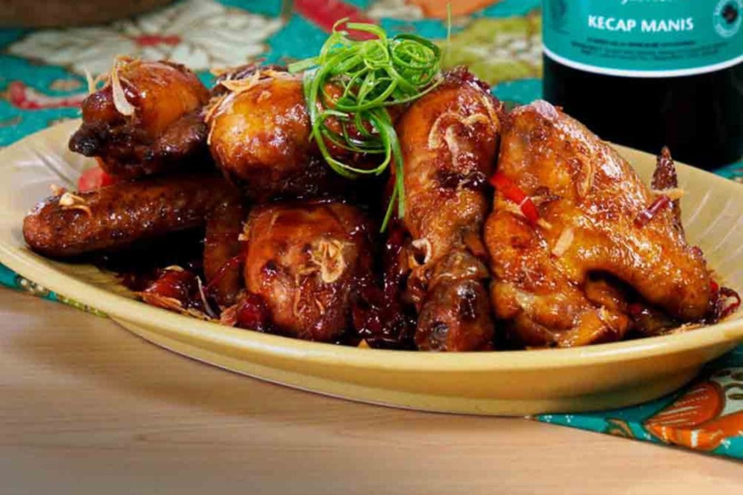 Resep Ayam Bumbu Kecap Manis Gurih, Lezat dan Praktis!